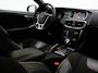 Volvo V40 T3 AUT(6) POLAR+ SPORT PANORAMADAK HARMAN KARDON 17INCH STANDKACHEL