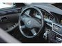 Mercedes-Benz E-klasse 200 CGI Business Class Avantgarde+Xenon+Navigatie+Schuif-dak+Leder+18"lm NIEUWE APK DISTRIBUTIE = EXPORT !!