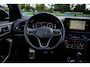 Volkswagen T-Roc 1.5 TSI R-Line Pano/iQ-light/Blindspot