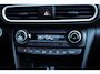 Hyundai Kona 1.6 GDI HEV Fashion Sky Automaat | Trekhaak | Achteruitrijcamera | Schuif/Kanteldak