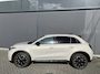 Fiat 600 1.2 Hybrid La Prima Achteruitrijcamera - Airco - Apple carplay - Draadloze telefoonoplader - Parkeersensoren - Navigatie - Keyless start/entry - Dodehoekdetectie - Stoelverwarming - Licht metalen velgen 18 inch - Elektrische ramen - Bluetooth - Cruise control - Led verlichting - Mistlampen - Stuur leder - Stuur multifunctioneel