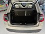 Fiat 600 1.2 Hybrid La Prima Achteruitrijcamera - Airco - Apple carplay - Draadloze telefoonoplader - Parkeersensoren - Navigatie - Keyless start/entry - Dodehoekdetectie - Stoelverwarming - Licht metalen velgen 18 inch - Elektrische ramen - Bluetooth - Cruise control - Led verlichting - Mistlampen - Stuur leder - Stuur multifunctioneel