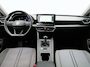 SEAT Leon Sportstourer 1.5 TSI 130pk Style Navigatie Camera 17"velgen Keyless Parkassist Carplay