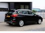 BMW X1 SDrive20i High Executive | Trekhaak | LED | Stoel-stuur verwarming!
