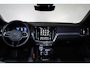 Volvo V60 T6 Recharge AWD Plus Dark - Panorama/schuifdak - IntelliSafe Assist & Surround - 360º Camera - Harman/Kardon audio - Verwarmde voorstoelen, stuur & achterbank - Parkeersensoren voor & achter - Elektr. bedienb. voorstoelen met geheugen - Inklapbare trekhaak - 18' LMV