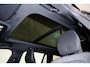 Volvo V60 T6 Recharge AWD Plus Dark - Panorama/schuifdak - IntelliSafe Assist & Surround - 360º Camera - Harman/Kardon audio - Verwarmde voorstoelen, stuur & achterbank - Parkeersensoren voor & achter - Elektr. bedienb. voorstoelen met geheugen - Inklapbare trekhaak - 18' LMV