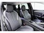 Peugeot 308 SW 1.2 PureTech Allure | Automaat | Afneembare trekhaak | | Electronic climate controle | Cruise control | Keyless start | Achteruitrijcamera & parkeersensoren voor/ achter | Stof/kunstlederen bekleding | Apple Carplay/Android Auto | Navigatie full map