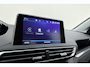 Peugeot 3008 1.2 PureTech Blue Lease Executive | Electronic climate controle | Cruise control | Navigatie full map | Parkeerhulp achter | 17" lichtmetalen velgen