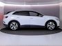 Volkswagen ID.4 Pro 77 kWh 204 pk | Navigatie | Warmtepomp | Trekhaak (wegklapbaar) | Parkeersensoren | Achteruitrijcamera |