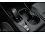 Volvo XC40 B4 Business Edition | DEMO DEAL | Keyless | BLIS | Adaptieve Cruise Control | Pilot Assist | Elektrische achterklep | Parkeer Camera | Extra getint glas | Stoel en stuurverwarming |