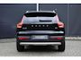 Volvo XC40 B4 Business Edition | DEMO DEAL | Keyless | BLIS | Adaptieve Cruise Control | Pilot Assist | Elektrische achterklep | Parkeer Camera | Extra getint glas | Stoel en stuurverwarming |