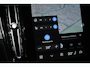 Volvo XC40 B4 Business Edition | DEMO DEAL | Keyless | BLIS | Adaptieve Cruise Control | Pilot Assist | Elektrische achterklep | Parkeer Camera | Extra getint glas | Stoel en stuurverwarming |