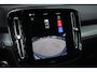 Volvo XC40 B4 Business Edition | DEMO DEAL | Keyless | BLIS | Adaptieve Cruise Control | Pilot Assist | Elektrische achterklep | Parkeer Camera | Extra getint glas | Stoel en stuurverwarming |