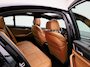BMW 5-Serie 520i Business Edition Plus | Automaat | Apple Carplay / Android Auto | Panoramadak | Lederen Bekleding | Stoelverwarming | Lichtmetalen Velgen |