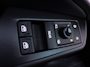 Volkswagen ID.7 Tourer Pro 77 kWh 286 pk | Navigatie | Warmtepomp | Trekhaak (wegklapbaar) | Parkeersensoren (Park assist) | Rondomzicht camera | Stoelverwarming | Matrix LED koplampen |