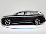 Volkswagen ID.7 Tourer Pro 77 kWh 286 pk | Navigatie | Warmtepomp | Trekhaak (wegklapbaar) | Parkeersensoren (Park assist) | Rondomzicht camera | Stoelverwarming | Matrix LED koplampen |