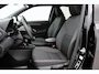 Toyota Yaris Cross 1.5 Hybrid 115 First Edition | Dodehoek detectie | Stoel-/stuurverwarming | Verwarmbare voorruit | Adaptive Cruise | Parkeersensoren voor/achter | Apple Carplay / Android Auto | Keyless | 17 inch