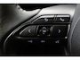 Toyota Yaris Cross 1.5 Hybrid 115 First Edition | Dodehoek detectie | Stoel-/stuurverwarming | Verwarmbare voorruit | Adaptive Cruise | Parkeersensoren voor/achter | Apple Carplay / Android Auto | Keyless | 17 inch