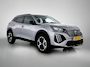 Peugeot 2008 SUV Allure Hybrid 145pk Automaat | Navigatie | 360° Camera | Climate Control | Adaptieve Cruise Control | Parkeersensoren v+a | Keyless | Dodehoeksensor | Draadloze Apple Carplay / Android Auto + telefoonlader | Digitaal instrumentenpaneel | DAB+ radio | Led koplampen | Donker getint glas | 17" lichtmetalen velgen |