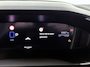 Peugeot 2008 SUV Allure Hybrid 145pk Automaat | Navigatie | 360° Camera | Climate Control | Adaptieve Cruise Control | Parkeersensoren v+a | Keyless | Dodehoeksensor | Draadloze Apple Carplay / Android Auto + telefoonlader | Digitaal instrumentenpaneel | DAB+ radio | Led koplampen | Donker getint glas | 17" lichtmetalen velgen |