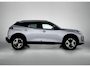 Peugeot 2008 SUV Allure Hybrid 145pk Automaat | Navigatie | 360° Camera | Climate Control | Adaptieve Cruise Control | Parkeersensoren v+a | Keyless | Dodehoeksensor | Draadloze Apple Carplay / Android Auto + telefoonlader | Digitaal instrumentenpaneel | DAB+ radio | Led koplampen | Donker getint glas | 17" lichtmetalen velgen |