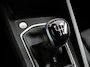 Volkswagen Golf 1.0 TSI Life Lounge 110pk Navigatie Apple Carplay/Android auto Climate Control Parkeersensoren Cruise Control Stoel- en stuurverwarming Ledverlichting