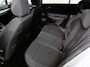 Volkswagen Golf 1.0 TSI Life Lounge 110pk Navigatie Apple Carplay/Android auto Climate Control Parkeersensoren Cruise Control Stoel- en stuurverwarming Ledverlichting