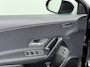 Mercedes-Benz A-klasse 250 e Business Solution | Wegklapbare Trekhaak | DISTRONIC Cruise Control | MULTIBEAM LED | Stuurwielverwarming | Achteruitrijcamera | Smartphone Integratie | Sfeerverlichting