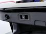 Mercedes-Benz A-klasse 250 e Business Solution | Wegklapbare Trekhaak | DISTRONIC Cruise Control | MULTIBEAM LED | Stuurwielverwarming | Achteruitrijcamera | Smartphone Integratie | Sfeerverlichting