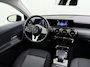 Mercedes-Benz A-klasse 250 e Business Solution | Wegklapbare Trekhaak | DISTRONIC Cruise Control | MULTIBEAM LED | Stuurwielverwarming | Achteruitrijcamera | Smartphone Integratie | Sfeerverlichting