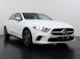 Mercedes-Benz A-klasse 250 e Limited | 18" AMG Velgen | Navigatie | Smartphone Integratie | Stoelverwarming Voor | DAB+ radio