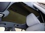 Volvo EC40 Extended Range Plus Black Ed. 82 kWh - Panoramadak - IntelliSafe Assist & Surround - 360º Camera - Verwarmde voorstoelen, stuur & achterbank - Parkeersensoren voor & achter - Elektr. bedienb. bestuurdersstoel met geheugen - Draadloze tel. lader - Extra getint glas - 20' LMV