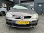 Volkswagen Golf 1.4 FSi met trekhaak + airco, APK tot 05-2027!