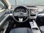 Subaru Legacy Touring Wagon 2.0i Luxury * Distributieriem vervangen * Parkeercamera * Trekhaak * Navigatiesysteem *