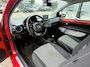 Volkswagen Up! 1.0 cheer up! / stoelverwarming/ airco/ navi / lm velgen