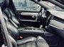 Volvo V90 2.0 T4 R-Design | Blackline | Automaat | Panodak | Trekhaak | Adapt Cruise | Standkachel | Keyless | Incl. btw