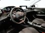 Peugeot 208 1.2 PureTech 100pk Aut. Allure Pack Navigatie Apple Carplay/Android Auto  Parkeersensor achter Cruise Control  Climate Control Getinte ramen