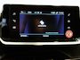 Peugeot 208 1.2 PureTech 100pk Aut. Allure Pack Navigatie Apple Carplay/Android Auto  Parkeersensor achter Cruise Control  Climate Control Getinte ramen