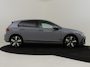 Volkswagen Golf 1.4 eHybrid GTE l Trekhaak Afn. | Stoel en Stuurverwarming l Adapt. Cr Control l Navi l Apple Car play/Android l 18" l PDC l