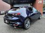 Mazda 3 2.0 e-SkyActiv-X M Hybrid 180PK!! // FULL LED // NAVI + CARPLAY // DODEHOEK // KEYLESS // 360 CAMERA // ADAPTIVE CRUISE // HUD
