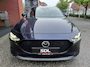 Mazda 3 2.0 e-SkyActiv-X M Hybrid 180PK!! // FULL LED // NAVI + CARPLAY // DODEHOEK // KEYLESS // 360 CAMERA // ADAPTIVE CRUISE // HUD