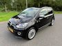 Volkswagen Up! 1.0 high up! BlueMotion | Panorama dak | Airco | Navigatie | PDC | Cruise control | Bluetooth