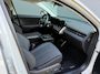 Hyundai Ioniq 5 Standard Range Pure Edition 63 kWh / Warmtepomp / 63 kWh accupakket / Volledig elektrisch / Automaat / Adaptieve cruise control / Achteruitrijcamera / Parkeersensoren / Navigatiesysteem / Apple CarPlay & Android Auto / Climate control / LED-verlichting / Lichtmetalen velgen / Digitaal instrumentenpaneel / Multifunctioneel stuurwiel / Rijstrookassistentie / Automatische noodremassistentie / Keyless start / Bluetooth / Elektrische achterklep / BOSE audiosysteem / Elektrisch verstelbare stoelen / Stoelverwarming / Stuurwielverwarming / Halflederen bekleding / 170 pk / Achterwielaandrijving / Snelladen