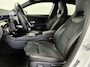Mercedes-Benz A-klasse 180 Business Solution AMG Night Upgrade | WIDESCREEN | SPORTSEATS | CAMERA | LED | ALCANTARA |