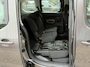 Peugeot Rifter 130 Pk Benzine Automaat * Naviagtie * Trekhaak * Vierseizoenenbanden * Airco * Cruise Control * Parkeersensoren * Vingerhoets; Vierde Generatie Eersteklas Service. Al meer dan 100 jaar een begrip in de Brabantse Kempen