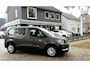 Peugeot Rifter 130 Pk Benzine Automaat * Naviagtie * Trekhaak * Vierseizoenenbanden * Airco * Cruise Control * Parkeersensoren * Vingerhoets; Vierde Generatie Eersteklas Service. Al meer dan 100 jaar een begrip in de Brabantse Kempen