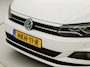 Volkswagen Polo 1.0 Sportline (APPLE CARPLAY, GROOT NAVI, CLIMATE, LM VELGEN, SPORTSTOELEN, PARKEERSENSOREN, CRUISE, NIEUWE APK, NIEUWSTAAT)
