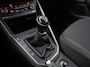 Volkswagen Polo 1.0 Sportline (APPLE CARPLAY, GROOT NAVI, CLIMATE, LM VELGEN, SPORTSTOELEN, PARKEERSENSOREN, CRUISE, NIEUWE APK, NIEUWSTAAT)
