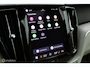 Volvo XC60 2.0 T6 Plug-in hybrid AWD Plus Bright | Trekhaak | Pilot Assist | Pano | Stoel- Stuurverwarming | Achterbank verwarmd |