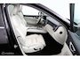 Volvo XC60 2.0 T6 Plug-in hybrid AWD Plus Bright | Trekhaak | Pilot Assist | Pano | Stoel- Stuurverwarming | Achterbank verwarmd |